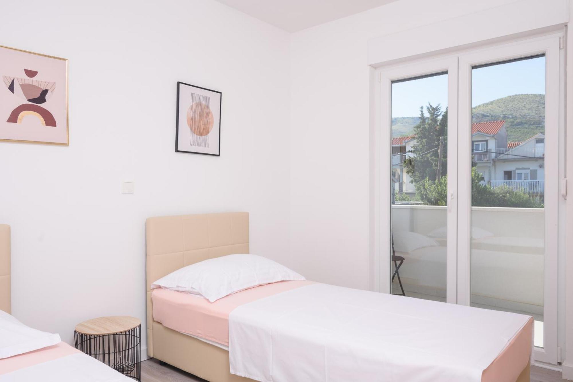 Apartman Franka Trogir Bagian luar foto